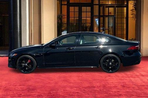 2024 Jaguar XF R-Dynamic SE