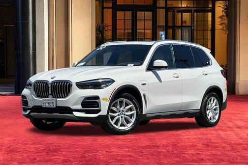Alpine White 2022 BMW X5 PHEV xDrive45e