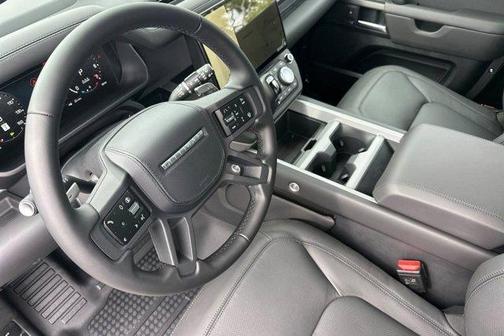 Santorini Black 2026 Land Rover Defender P525 V8