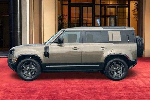 Gondwana Stone 2026 Land Rover Defender P400 X-Dynamic SE