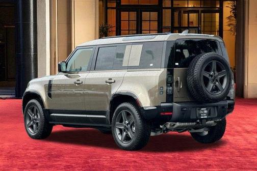 Gondwana Stone 2026 Land Rover Defender P400 X-Dynamic SE