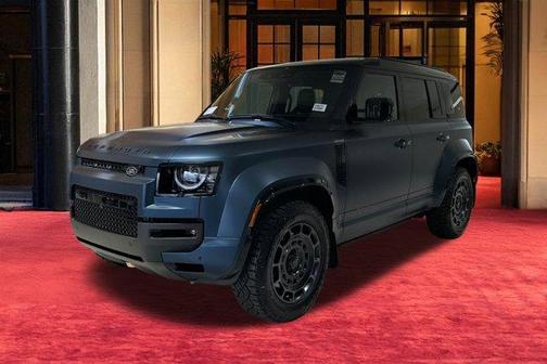 2026 Land Rover Defender OCTA