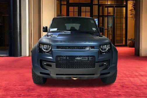 2026 Land Rover Defender OCTA