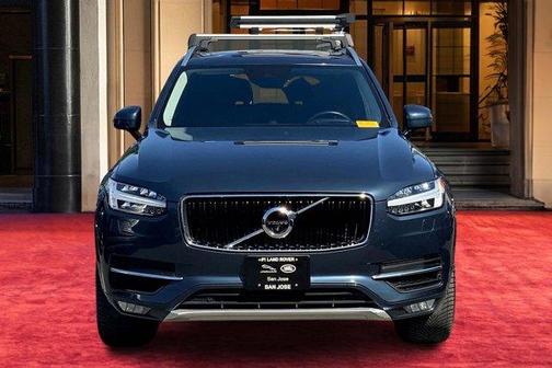 2018 Volvo XC90 T6 Momentum