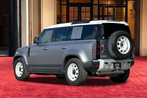 2024 Land Rover Defender P300