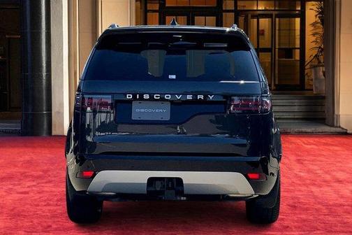 2025 Land Rover Discovery P360 Metropolitan Edition