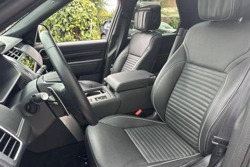 2024 Land Rover Discovery P360 Metropolitan Edition