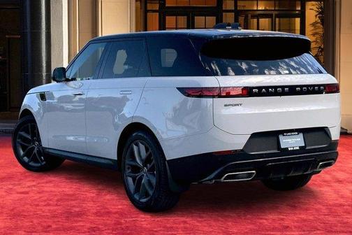 2025 Land Rover Range Rover Sport P360 SE