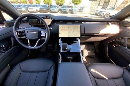2025 Land Rover Range Rover Sport P360 SE