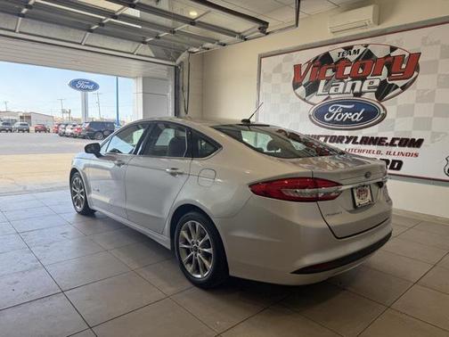 2017 Ford Fusion Hybrid S