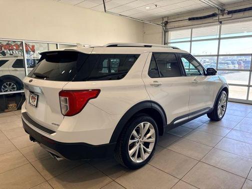 2022 Ford Explorer Platinum