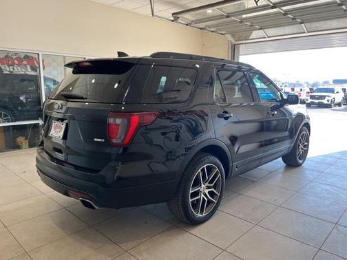 2017 Ford Explorer sport