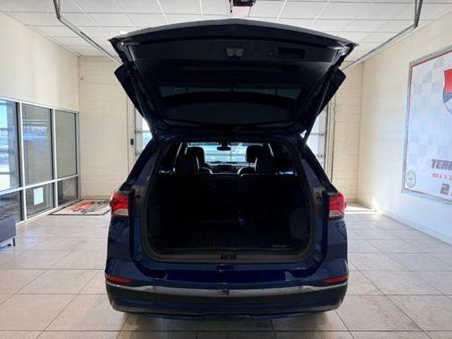 2022 Chevrolet Equinox FWD RS