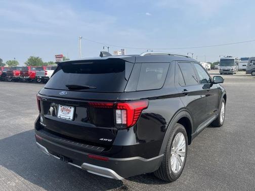 2025 Ford Explorer Platinum