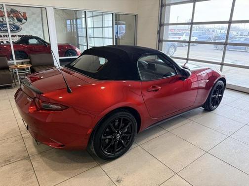 2021 Mazda MX-5 Miata Club