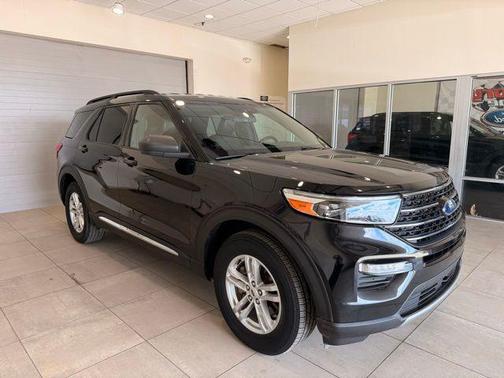 Black Metallic 2020 Ford Explorer XLT