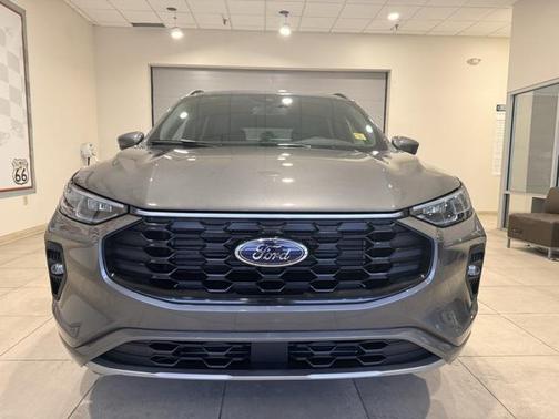 2026 Ford Escape ST-Line Elite