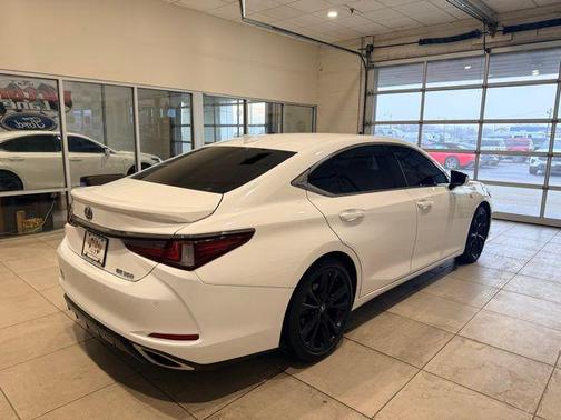 2022 Lexus ES 350 F Sport
