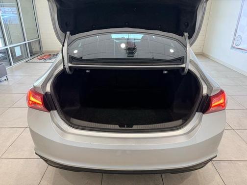 2021 Chevrolet Malibu FWD LT