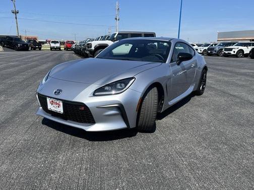 2024 Toyota GR86 Premium