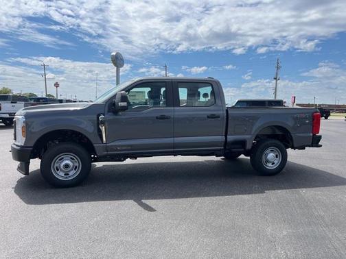 2025 Ford F-250 XL