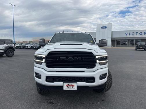 2024 RAM 2500 Laramie Crew Cab 4x4 6'4' Box