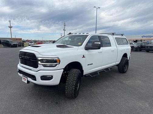 2024 RAM 2500 Laramie Crew Cab 4x4 6'4' Box