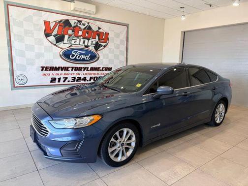 2019 Ford Fusion Hybrid SE