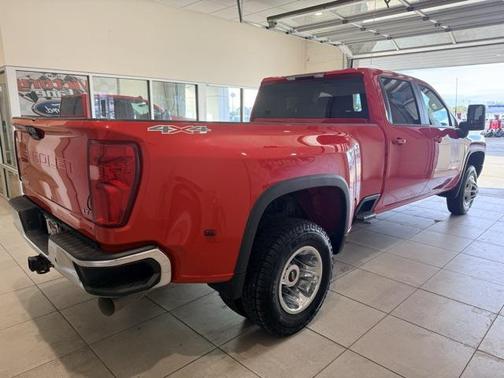 2023 Chevrolet Silverado 3500 LT