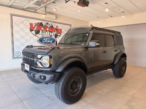 Carbonized Gray Metallic 2023 Ford Bronco Wildtrak