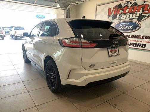 White Metallic 2023 Ford Edge ST Line