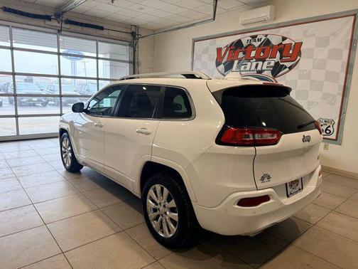 2018 Jeep Cherokee Overland