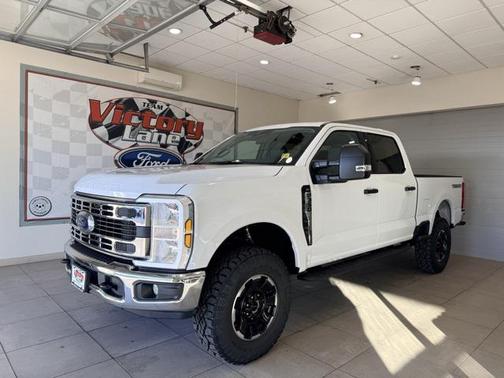 2026 Ford F-350 XLT