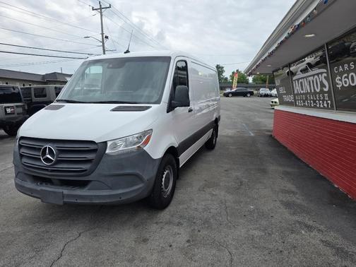 White 2022 Mercedes-Benz Sprinter 1500 Standard Roof I4