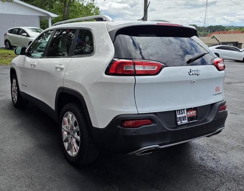 Bright White Clearcoat 2015 Jeep Cherokee Limited