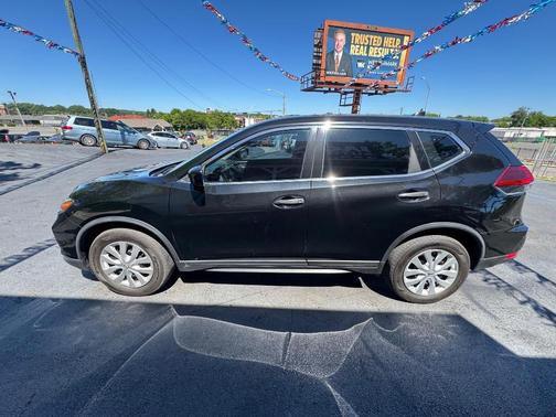 Magnetic Black Pearl 2020 Nissan Rogue S