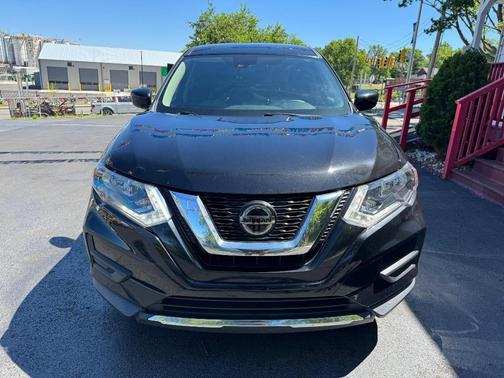 Magnetic Black Pearl 2020 Nissan Rogue S