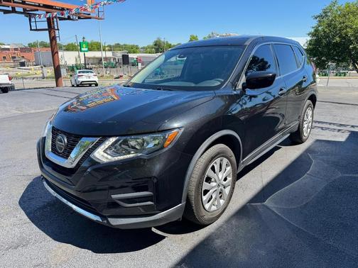 Magnetic Black Pearl 2020 Nissan Rogue S