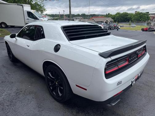 Bright White Clearcoat 2016 Dodge Challenger R/T