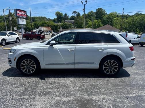 White 2019 Audi Q7 55 Prestige