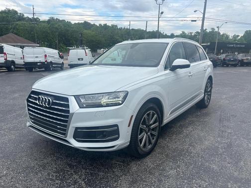 White 2019 Audi Q7 55 Prestige