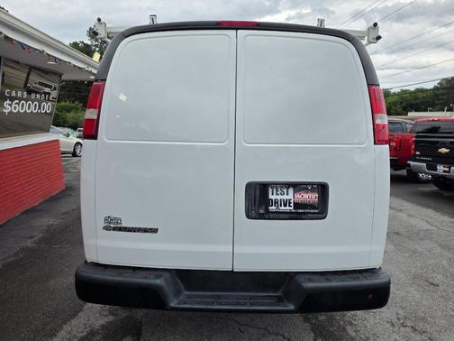Summit White 2019 Chevrolet Express 2500 Work Van