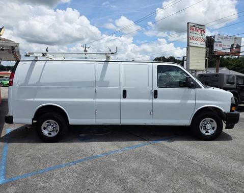 Summit White 2019 Chevrolet Express 2500 Work Van