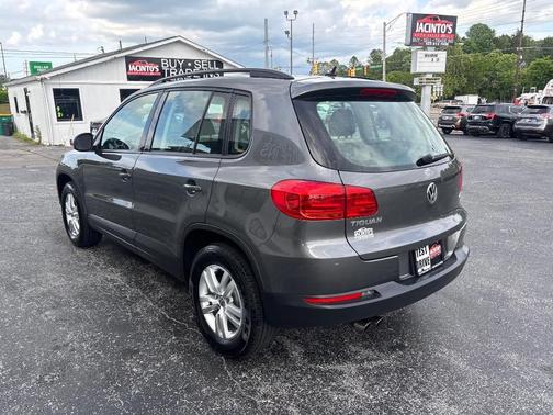 Gray 2016 Volkswagen Tiguan S