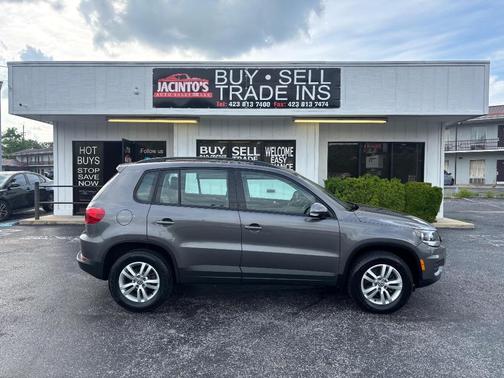 Gray 2016 Volkswagen Tiguan S