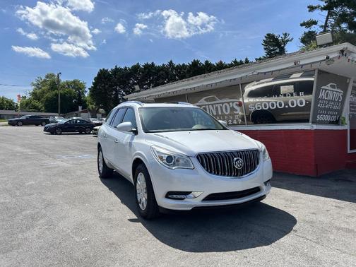 White 2017 Buick Enclave Premium