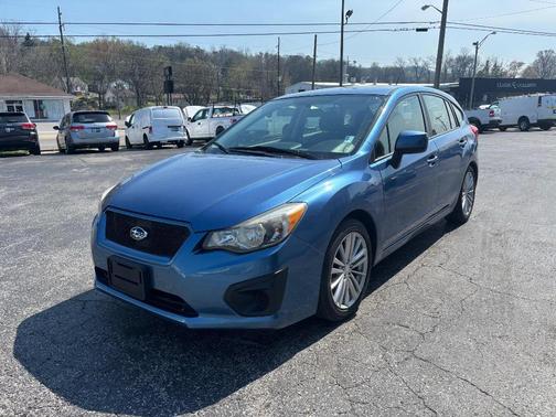 2014 Subaru Impreza 2.0i Premium