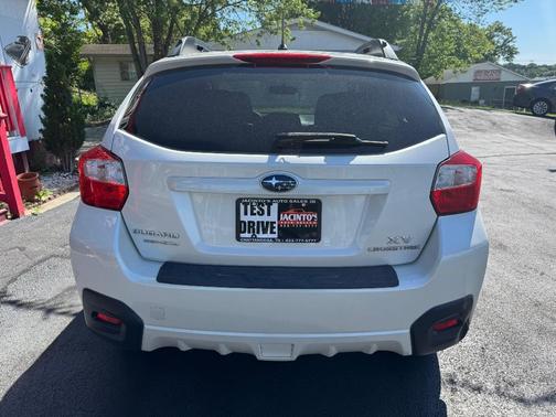 Satin White Pearl 2013 Subaru XV Crosstrek 2.0i Premium
