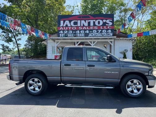 Gray 2004 Dodge Ram 1500 SLT Quad Cab