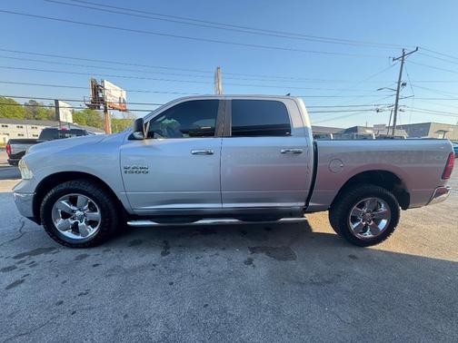 2016 RAM 1500 Big Horn